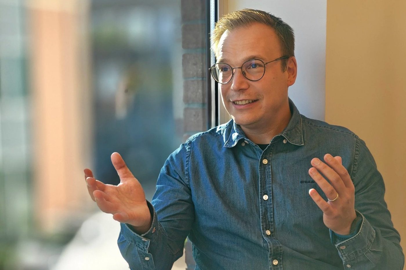 Cristijn Cambr&eacute; in gesprek